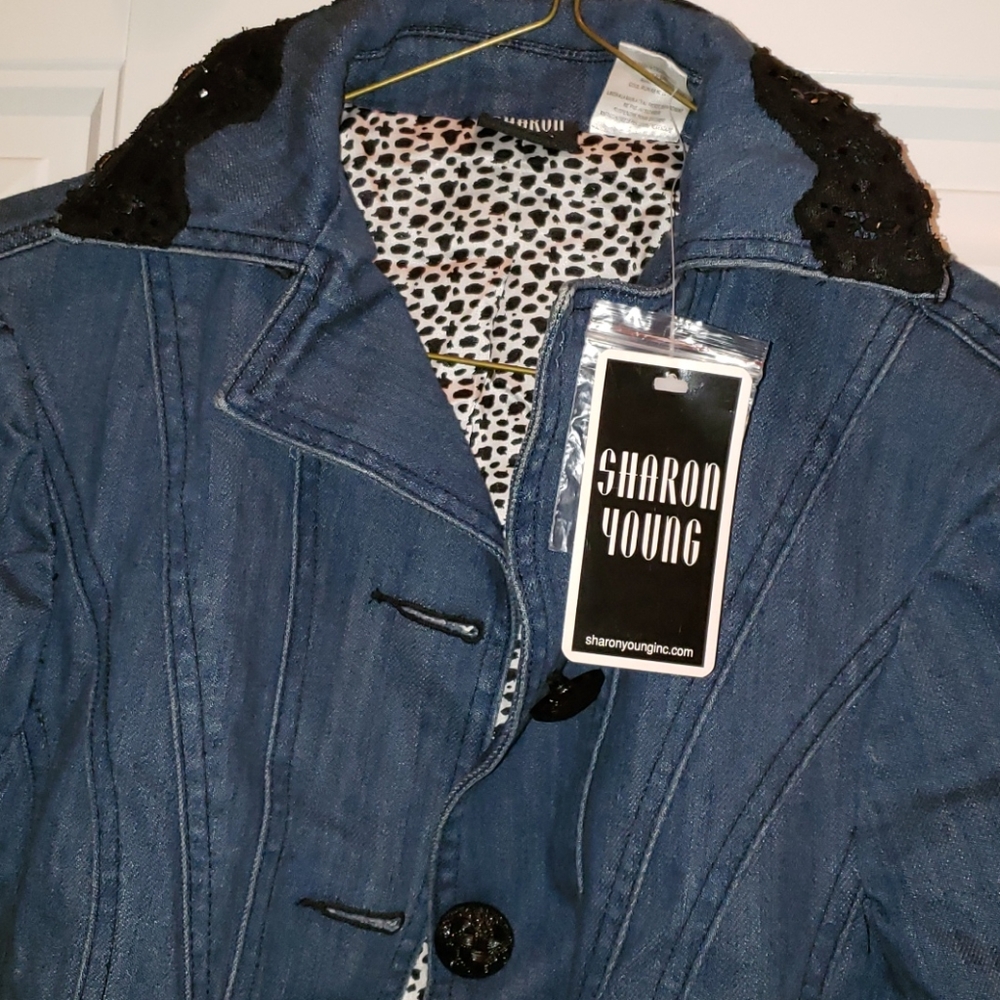 Jacket - Picture 4 of 11
